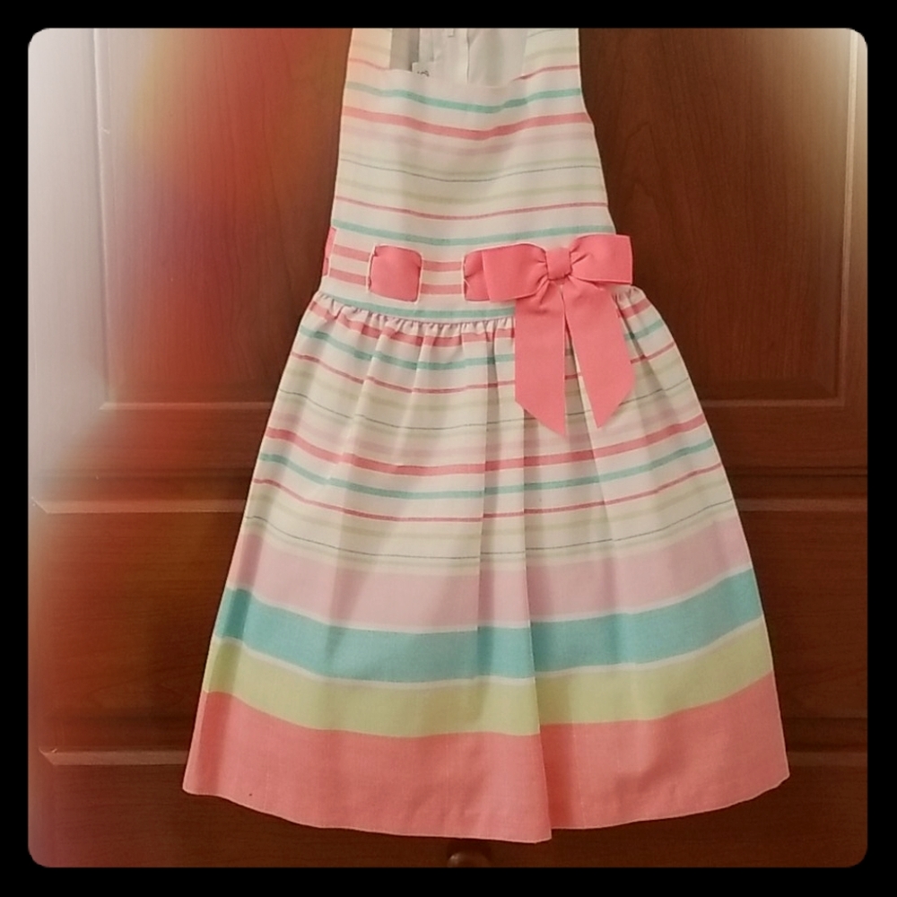 Girls dress
